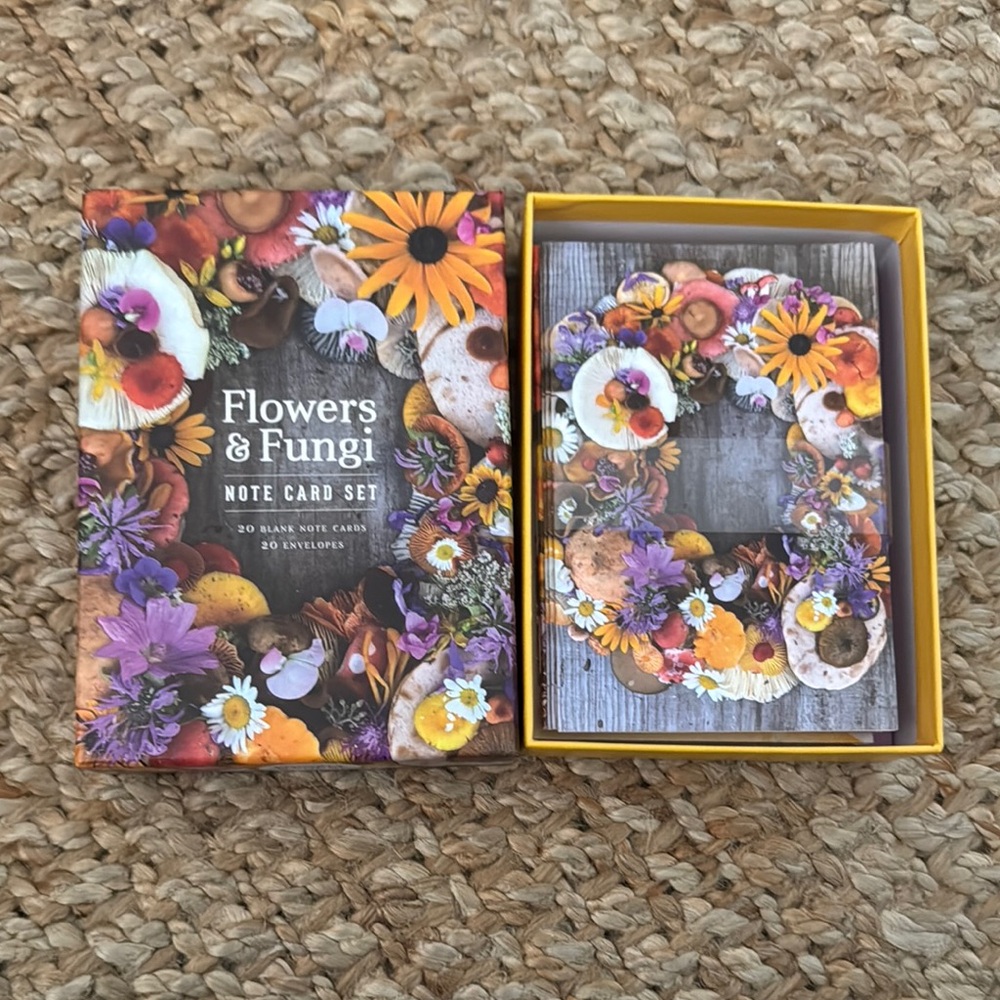 Flowers & Fungi Note Card Set - Multicolor